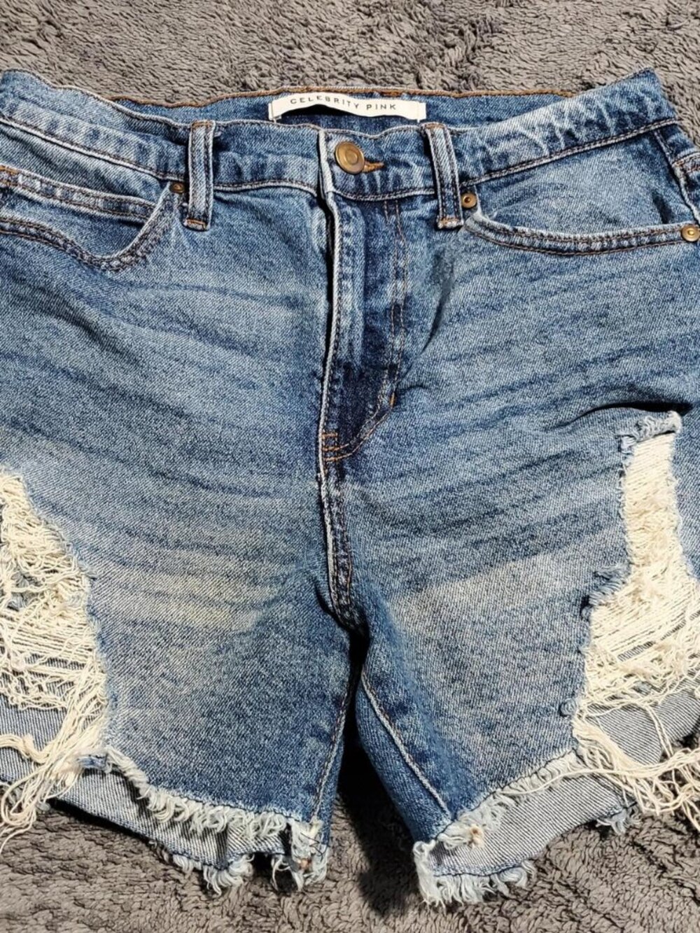 Celebrity Pink High Rise Distressed Denim Cutoff Shorts Size 3/26